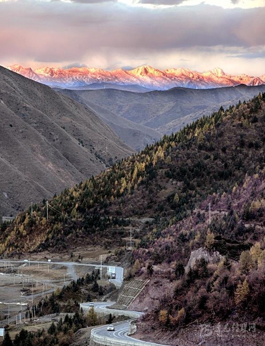 公路都這么美，你在川西高原到底錯過了多少風景？