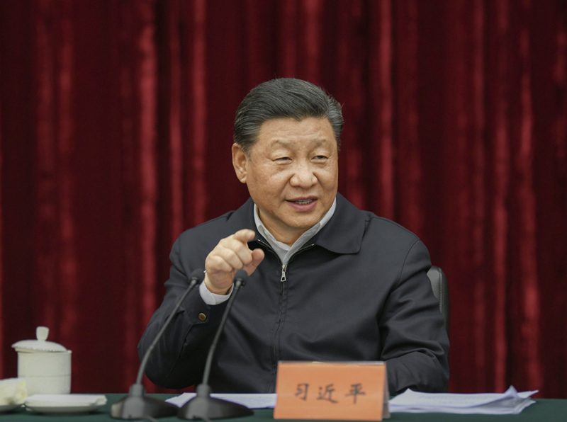 2019年4月15日至17日，中共中央總書記、國(guó)家主席、中央軍委主席習(xí)近平在重慶考察，并主持召開解決“兩不愁三保障”突出問題座談會(huì)。這是4月16日下午，習(xí)近平主持召開解決“兩不愁三保障”突出問題座談會(huì)并發(fā)表重要講話。新華社記者 謝環(huán)馳 攝